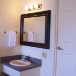 Single Queen Room Vanity